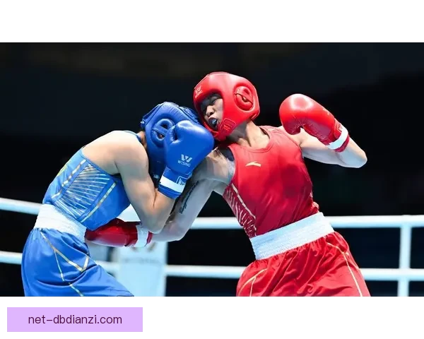 拳击对战策略解析：攻守兼备，技巧对抗，胜利之道揭秘